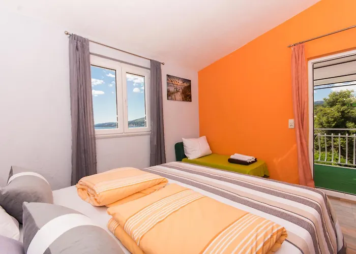 Apartment 202 Stil Trogir