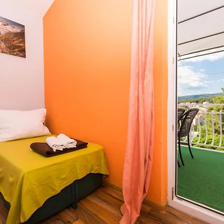 202 Stil טרוגיר