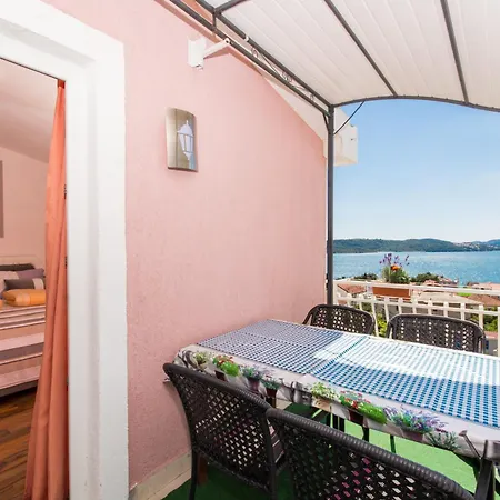 Apartament 202 Stil